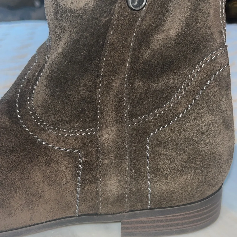 🤎NWT Frye & Co. Sarah Elephant suede brown tan leather ankle bootie slip on 7M🤎 - Picture 15 of 16